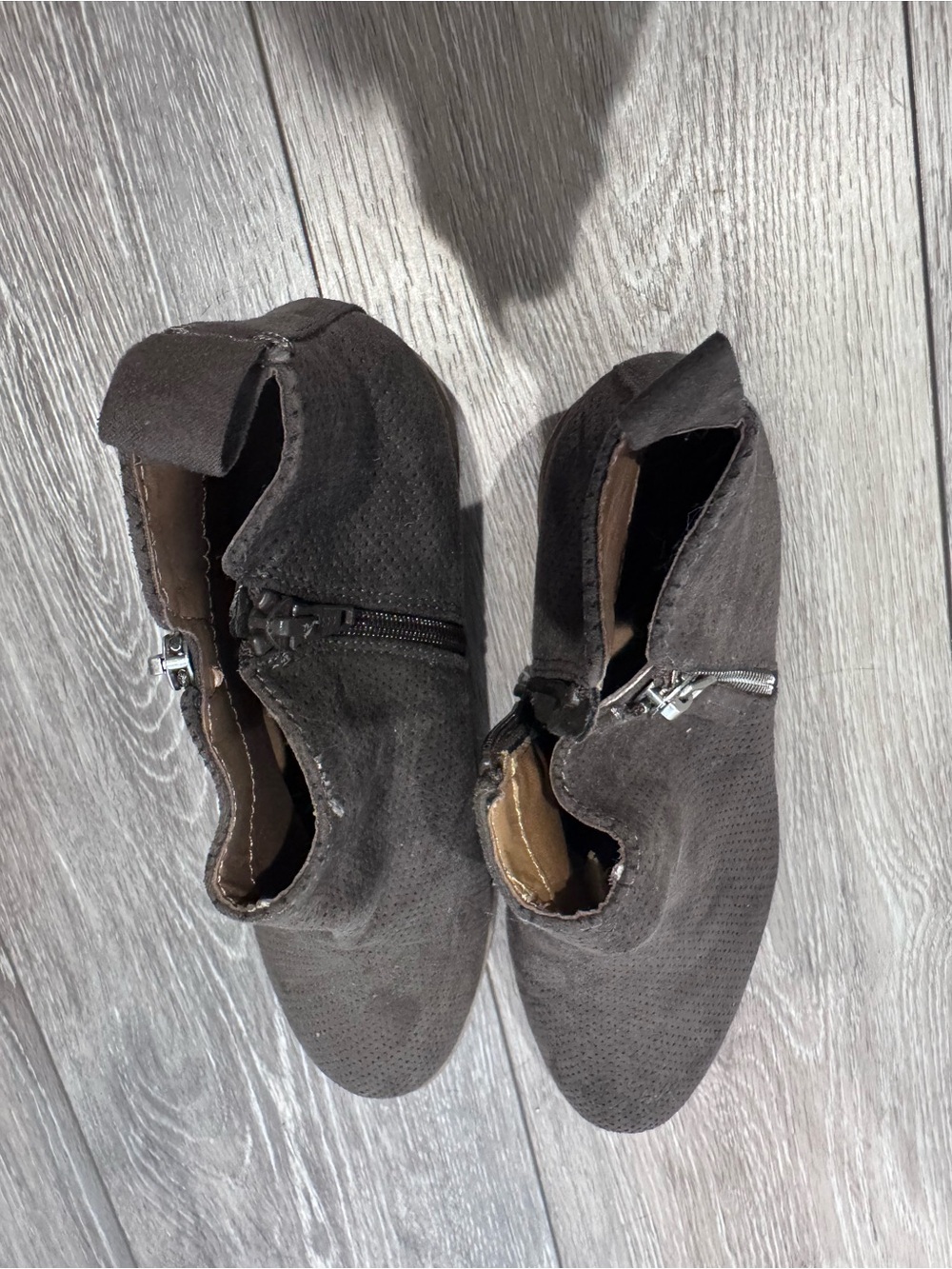 Universal Thread Charcoal Suede Zip Ankle Booties